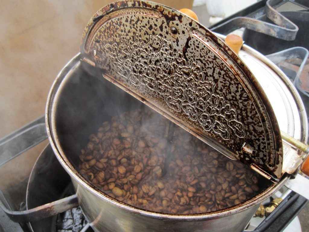 6 Best Popcorn Poppers for Roasting Coffee Reviewed in Detail (Apr ...
