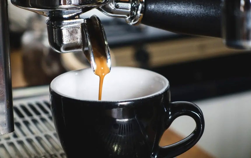 How to Make an Americano at Home - Step-by-Step Guide