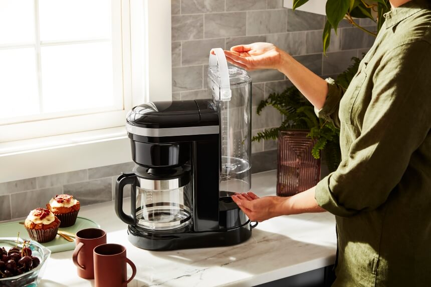 8 Best 12 Cup Coffee Makers - Perfect for Offices and Big Families!