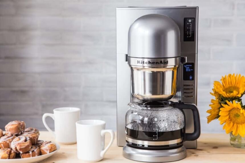 7 Highest-Quality Automatic Pour-Over Coffee Makers – Brewing Coffee Has Never Been So Easy!
