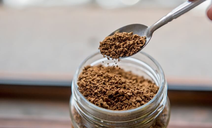 Espresso Powder vs. Instant Coffee: Is There a Difference in Taste and Use?