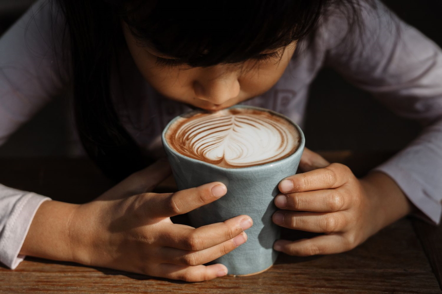 Can Kids Drink Decaf Coffee? What Are the Positive and Negative Effects?